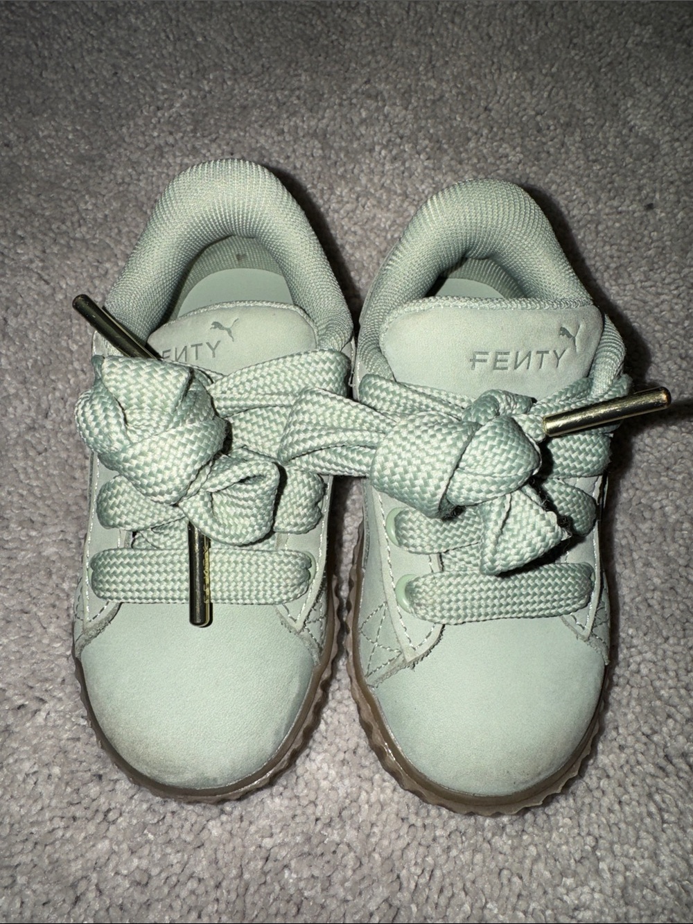 Puma x Fenty Kids Green Suede Sneakers - 7C